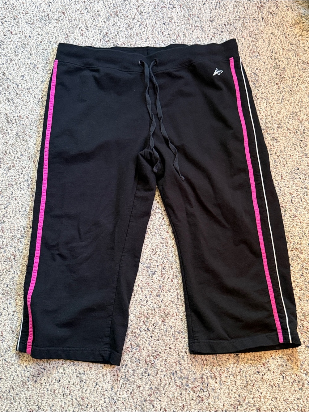 Women’s XL Capri Pants with Pink Stripe